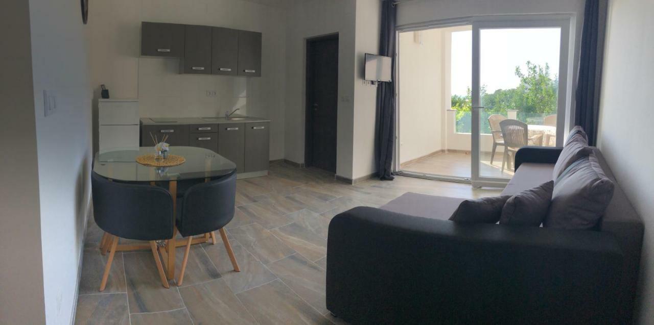 Croatia Mandre Apartment Exterior photo